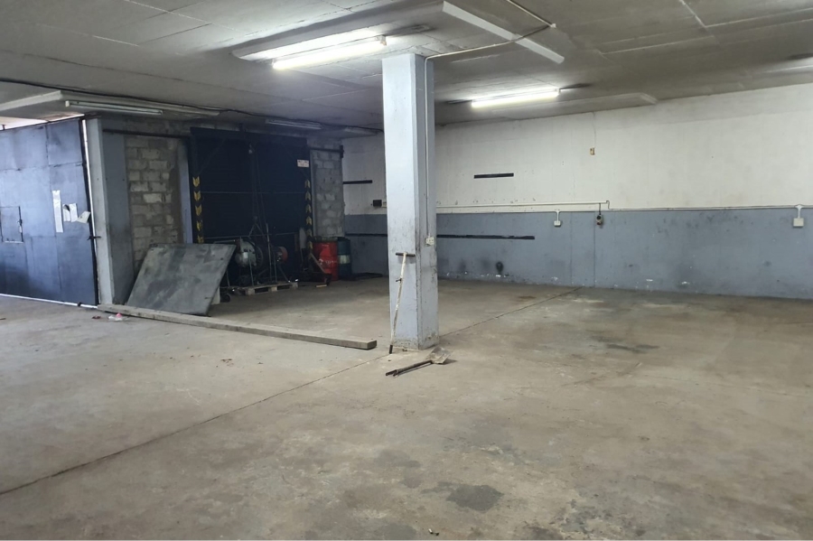 To Let commercial Property for Rent in North End Eastern Cape